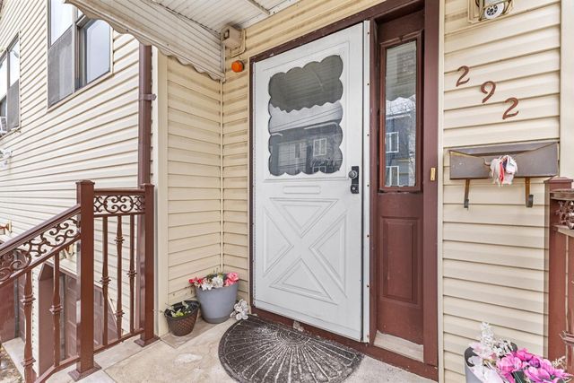 292 Pershing Avenue, Carteret, NJ 07008