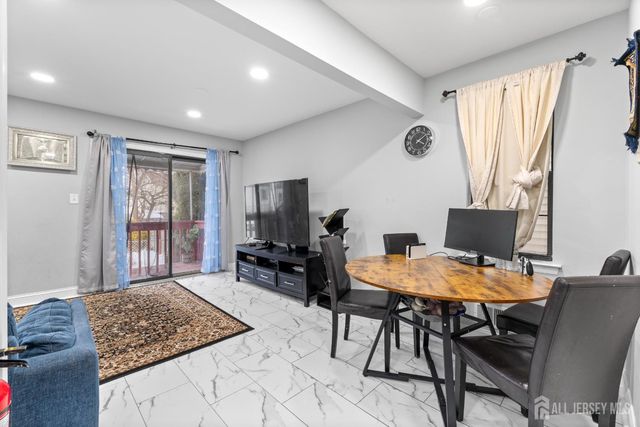 292 Pershing Avenue, Carteret, NJ 07008