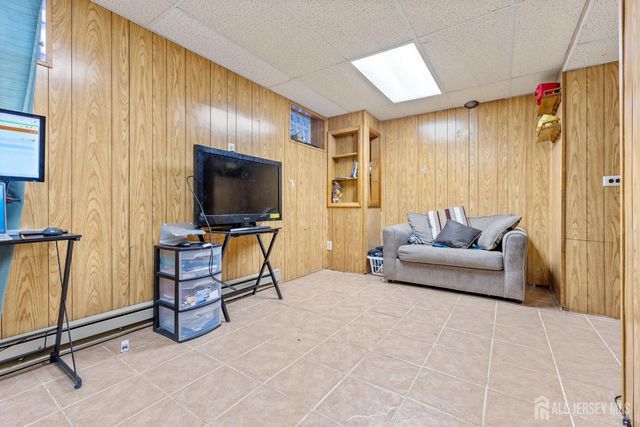 292 Pershing Avenue, Carteret, NJ 07008