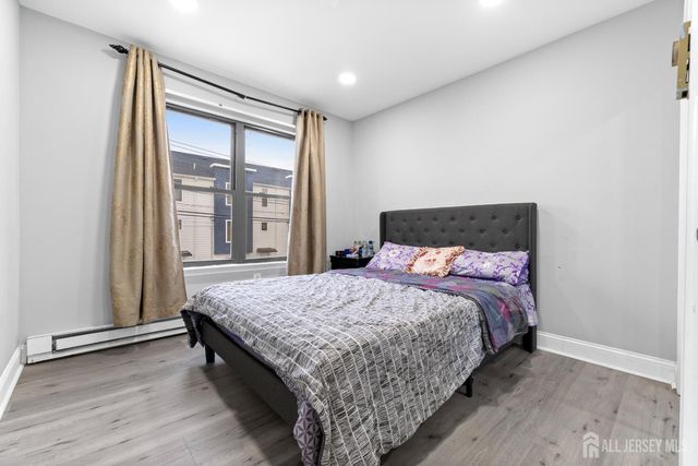 292 Pershing Avenue, Carteret, NJ 07008