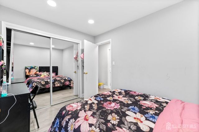 292 Pershing Avenue, Carteret, NJ 07008