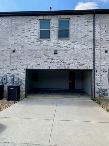 329 Colusa Drive, Lewisville, TX 75056