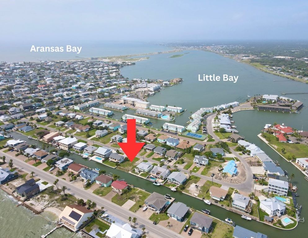 1837 Bay Shore Dr, Rockport, TX 78382 — photo 4