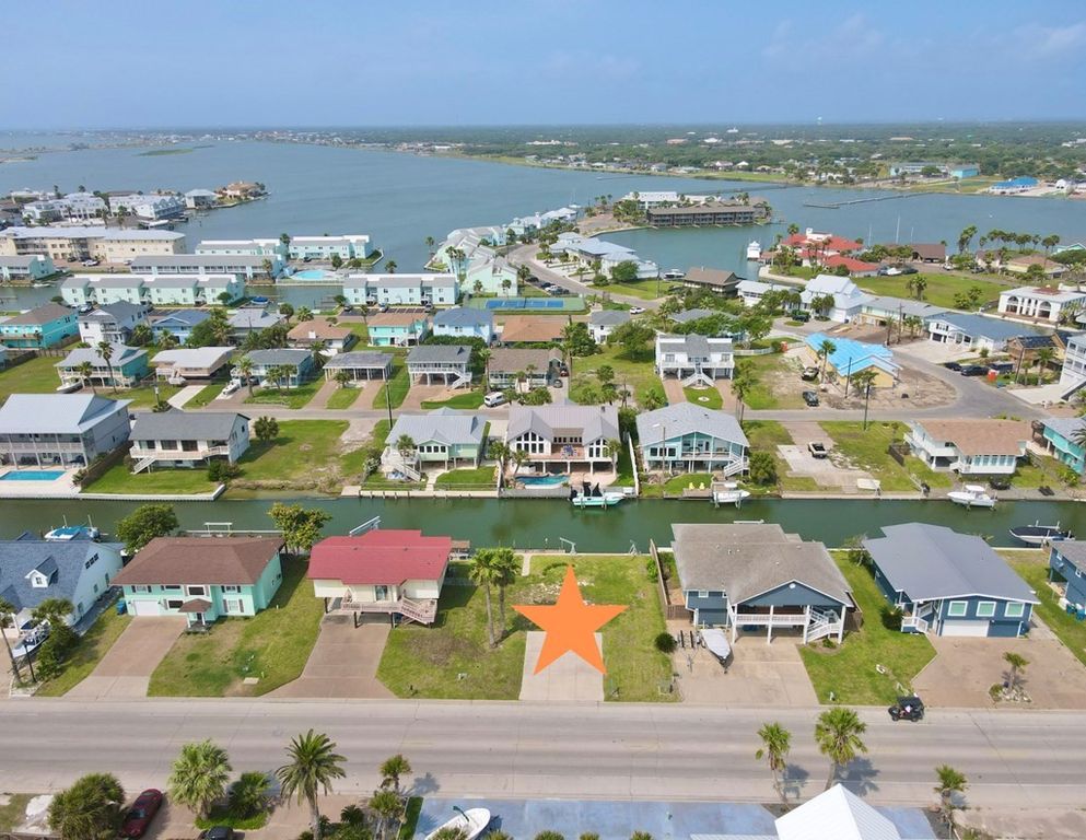 1837 Bay Shore Dr, Rockport, TX 78382 — photo 5