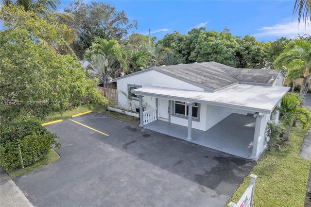 5820 Sheridan St, Hollywood, FL 33021