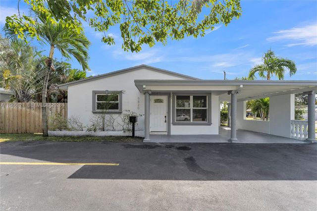 5820 Sheridan St, Hollywood, FL 33021