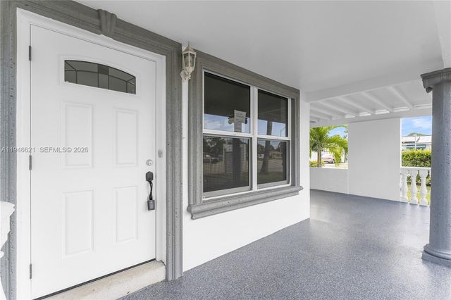 5820 Sheridan St, Hollywood, FL 33021