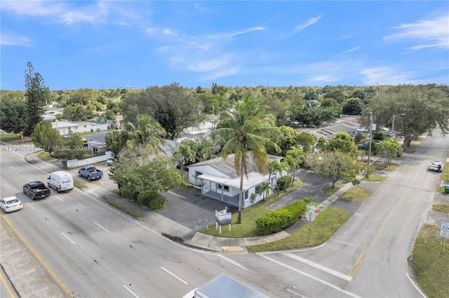 5820 Sheridan St, Hollywood, FL 33021