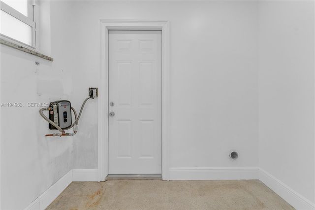 5820 Sheridan St, Hollywood, FL 33021