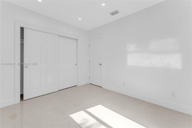 5820 Sheridan St, Hollywood, FL 33021