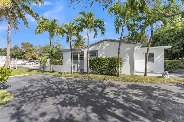 5820 Sheridan St, Hollywood, FL 33021