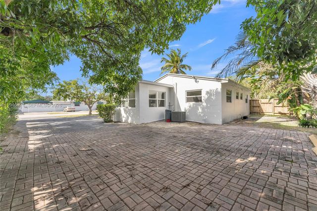 5820 Sheridan St, Hollywood, FL 33021