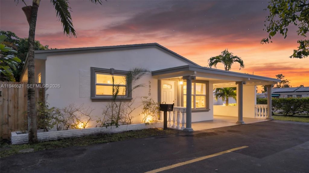 5820 Sheridan St, Hollywood, FL 33021