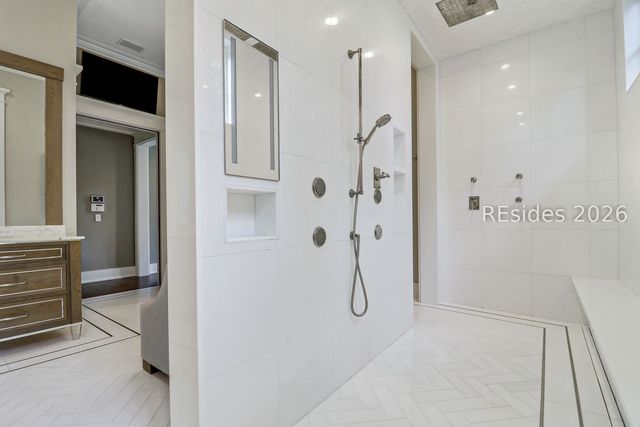 8 Anson Park Rd E, Bluffton, SC 29910