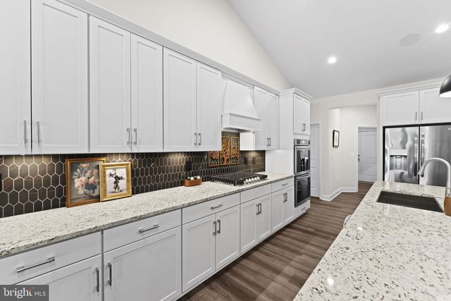 15059 FALLEN OAKS PL, Gainesville, VA 20155