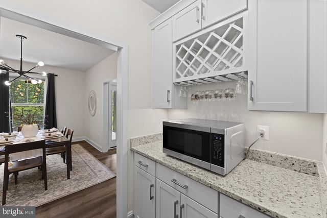 15059 FALLEN OAKS PL, Gainesville, VA 20155