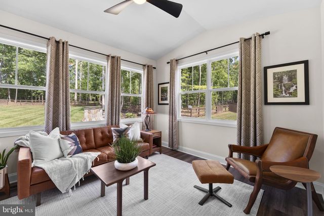 15059 FALLEN OAKS PL, Gainesville, VA 20155