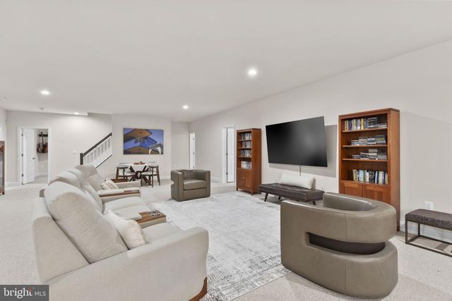 15059 FALLEN OAKS PL, Gainesville, VA 20155