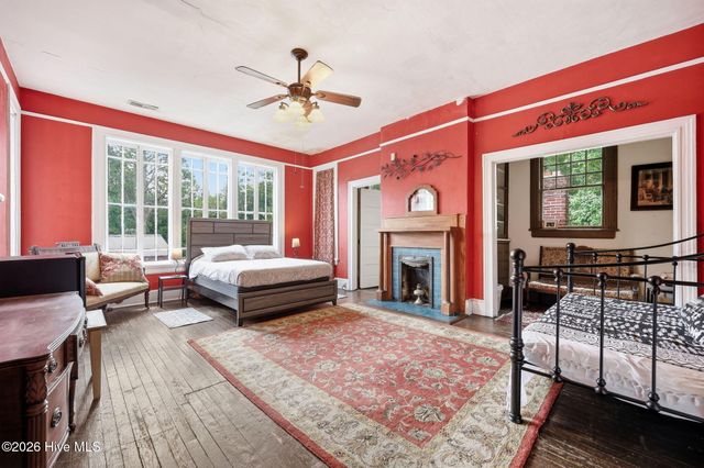 707 W 4th Street, Greenville, NC 27834