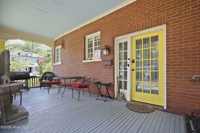 707 W 4th Street, Greenville, NC 27834