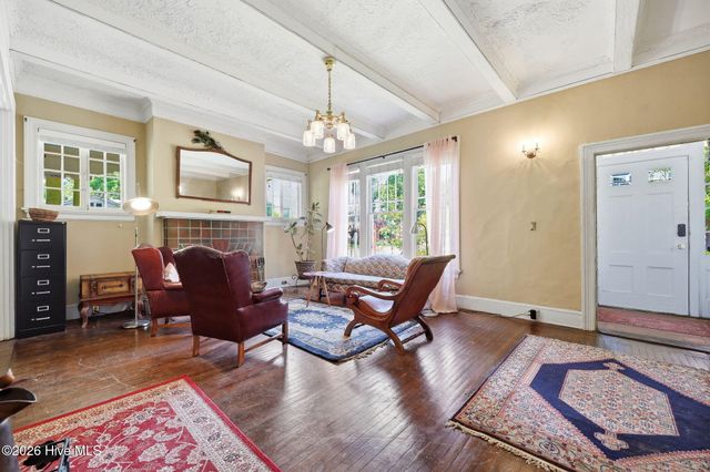 707 W 4th Street, Greenville, NC 27834