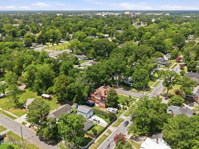 707 W 4th Street, Greenville, NC 27834