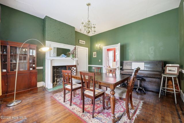 707 W 4th Street, Greenville, NC 27834