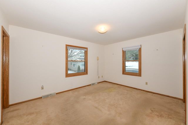 2820 St. Ritas ROAD, Racine, WI 53404