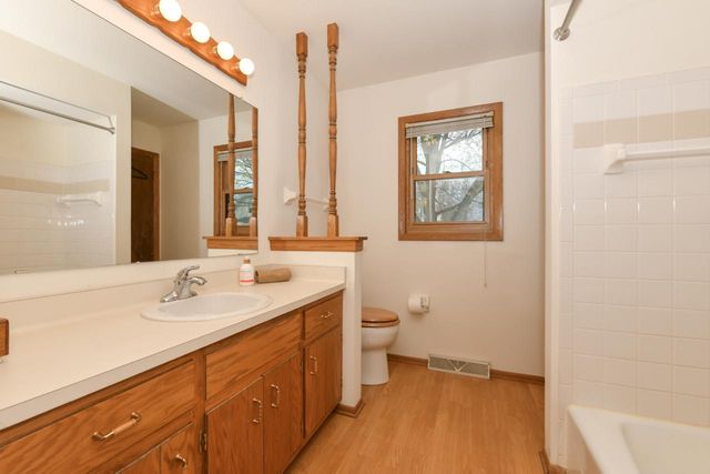 2820 St. Ritas ROAD, Racine, WI 53404