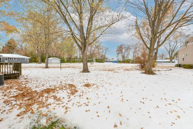 2820 St. Ritas ROAD, Racine, WI 53404