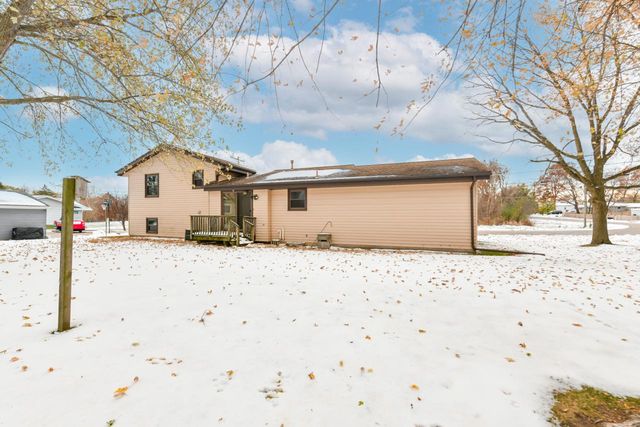 2820 St. Ritas ROAD, Racine, WI 53404