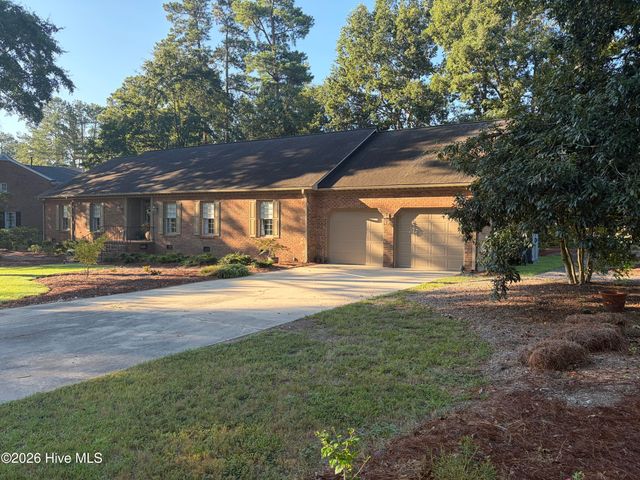 5050 Country Club Drive N, Wilson, NC 27896