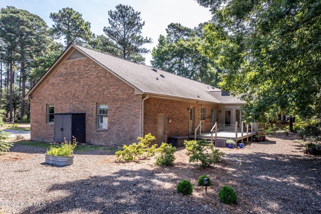 5050 Country Club Drive N, Wilson, NC 27896