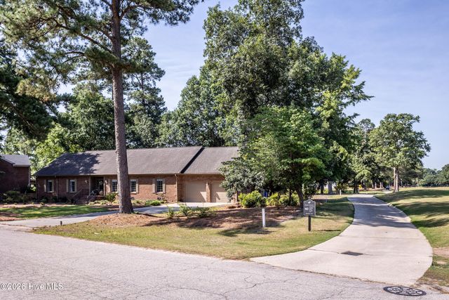 5050 Country Club Drive N, Wilson, NC 27896
