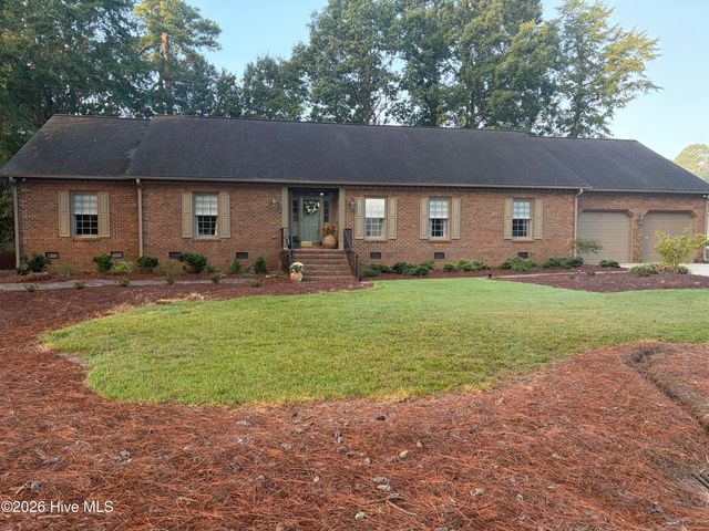 5050 Country Club Drive N, Wilson, NC 27896