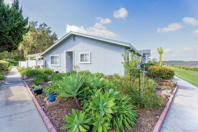 4382 Dowitcher Way, Oceanside, CA 92057