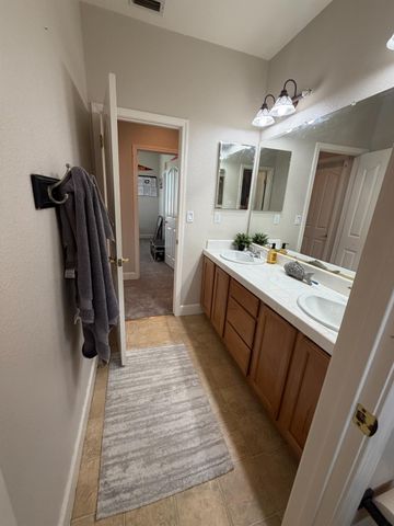 6625 Heather Falls St, Roseville, CA 95678