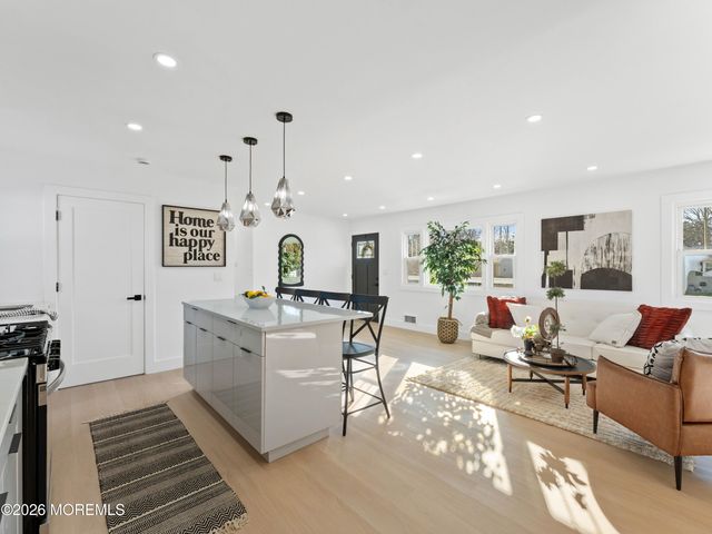 43 Harborage Avenue, Bayville, NJ 08721