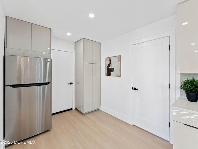 43 Harborage Avenue, Bayville, NJ 08721