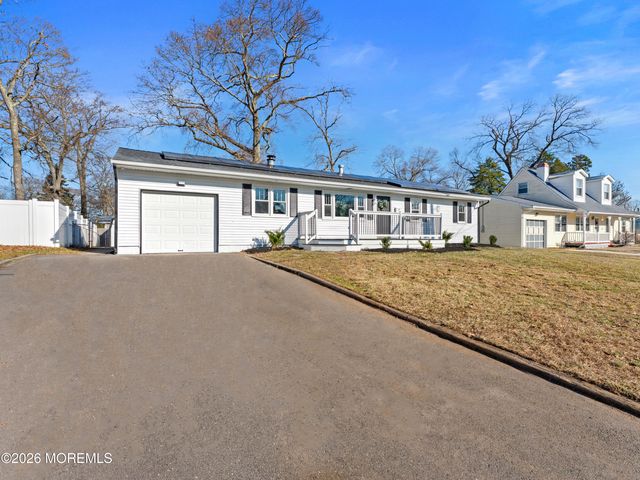 43 Harborage Avenue, Bayville, NJ 08721