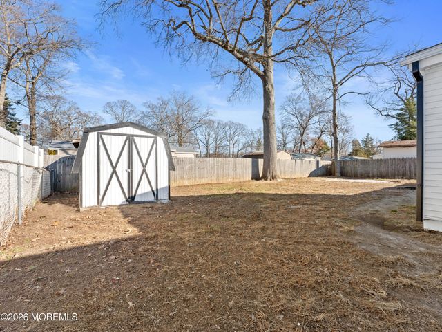 43 Harborage Avenue, Bayville, NJ 08721