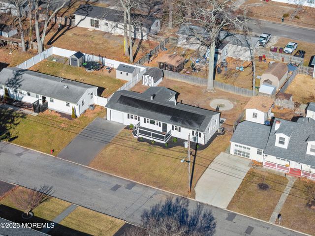 43 Harborage Avenue, Bayville, NJ 08721