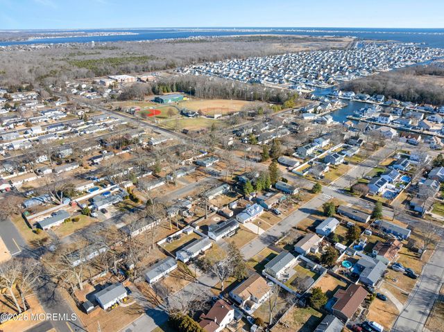 43 Harborage Avenue, Bayville, NJ 08721