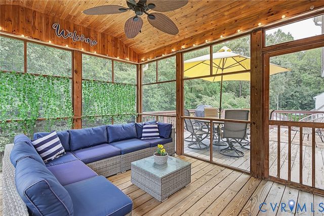 4706 Jacobs Glenn Dr, North Chesterfield, VA 23236