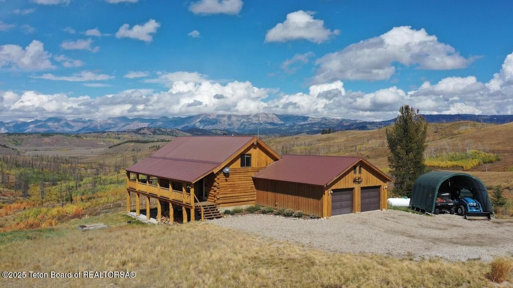 62 SKYLINE Drive, Bondurant, WY 82922 photo 2