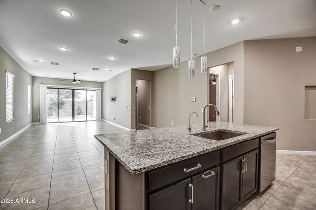 17534 N 48TH Place N, Scottsdale, AZ 85254