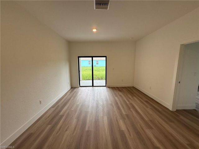 227 Ivan AVE S, Lehigh Acres, FL 33973