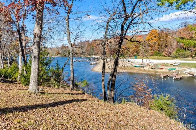 152 Geneva Cove Drive, Innsbrook, MO 63390