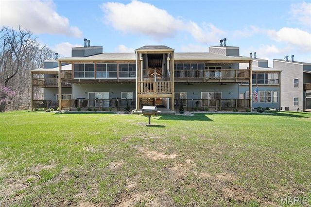 152 Geneva Cove Drive, Innsbrook, MO 63390