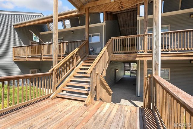 152 Geneva Cove Drive, Innsbrook, MO 63390